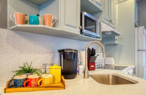 Harvie Heights House | Beautiful 2BDM 2 Bth Sleep Up to 6 Adults+Kids Townhouse W/AC at Park Gate
