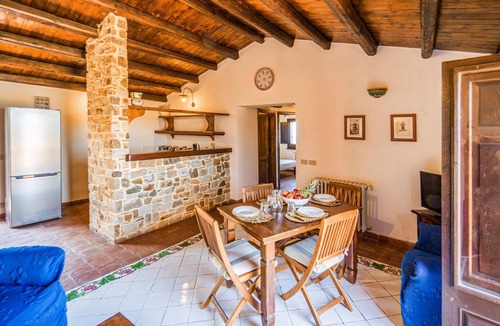 Collesano Apartment | Beautiful apartment in Collesano (PA) with WiFi