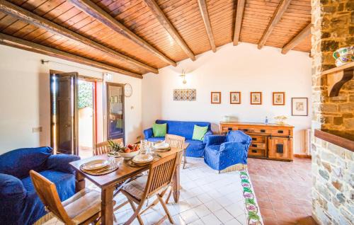 Collesano Apartment | Beautiful Apartment In Collesano Pa With Wifi