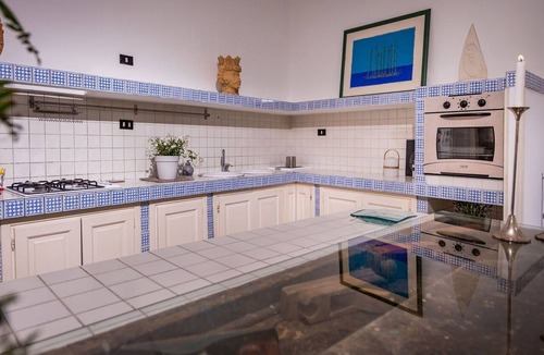 Terrasini Apartment | Beautiful apartment for 4 people with WIFI, A/C, TV and terrace