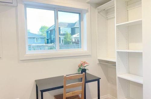 Arbutus Ridge Villa | Beautiful, cozy house for vacation and enjoyment