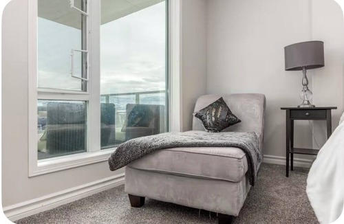 North End Apartment | Beautiful Downtown Kelowna Condo with Amazing Views!