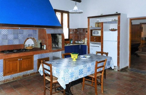 Mockarta House | Beautiful Holiday Home in Fulgatore with Swimming Pool