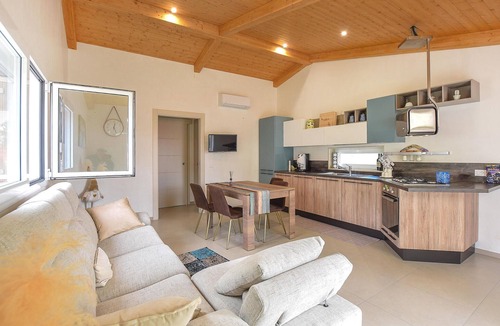 Chiaramonte Gulfi House | Beautiful home in Chiaramonte Gulfi