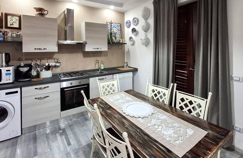 Nettuno House | Beautiful home in Nettuno with WiFi