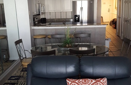 Crescent Beach Condo | Beautiful Oceanfront Condo- Crescent Shores - Privately Owned and Maintained