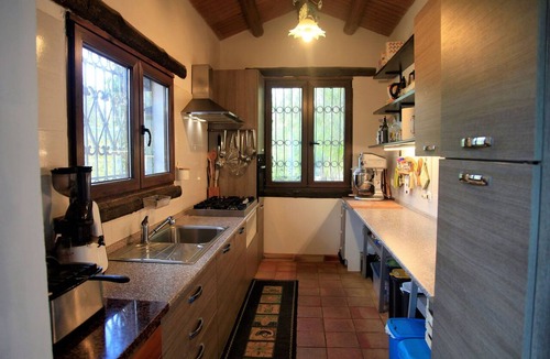 Chiaramonte Gulfi Villa | Beautiful private villa with private pool, A/C, WIFI, TV, patio, pets allowed and panoramic view
