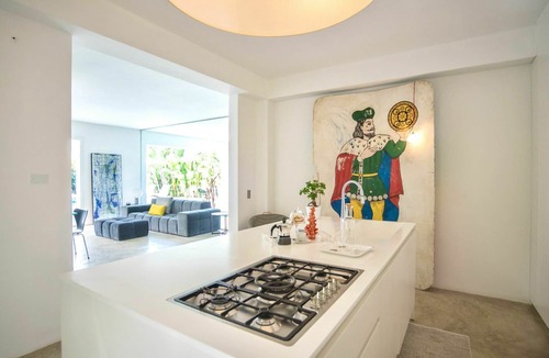Terrasini Villa | Beautiful private villa for 4 guests with WIFI, private pool, A/C, TV and patio