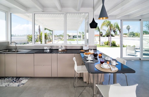 Marsala Villa | Beautiful private villa for 10 people with pool, WIFI, A/C, TV and terrace