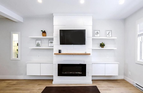 South End Apartment | Beautiful South End Apartment - Includes parking!