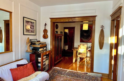 Plateau Mont Royal Apartment | Beautiful & sunny 1Bd apartment facing the mountain 2.5-month sublet
