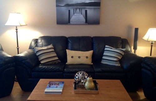 Osoyoos House | Beautiful townhome in family friendly Casa Del Mila Oro