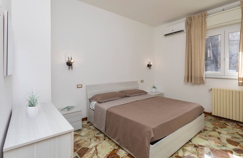 Bronte Bed & Breakfast | Bed and Breakfast 'Sentiti A Casa' with Wi-Fi and Air Conditioning