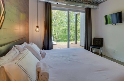 La Conception Villa | Bel Air Tremblant ANDORRA: 2 CHAMBRES, JACUZZI