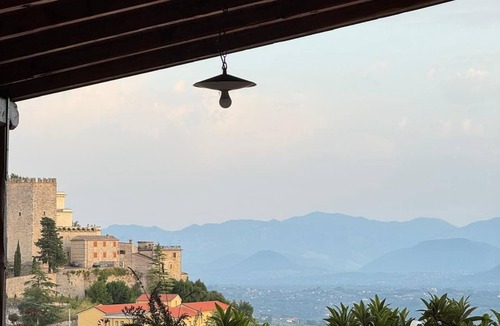 Monte San Giovanni Campano Villa | Benesié- Elegant villa with castle view