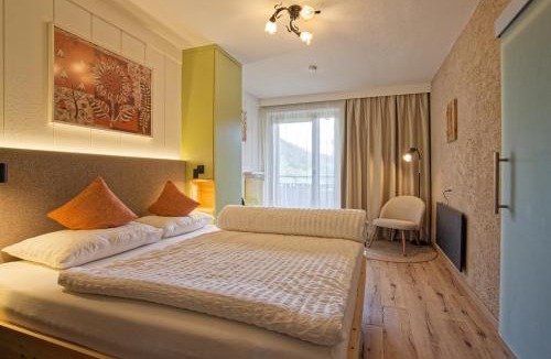 Riva di Tures Hotel | Bergchalet Hotel Reinerhof