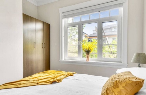 Arbutus Ridge House | Best Coach House On the West Side of Vancouver