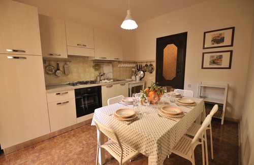 Pietraperzia House | Big Square House