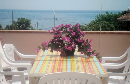 Sant'Anna House | BIVANS 30meters from the SEA near ETNA and TAORMINA