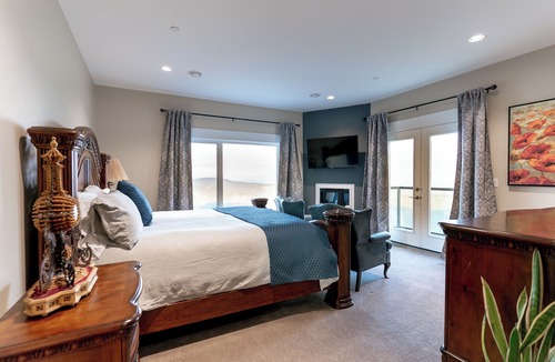 Malahat Bed & Breakfast | Blue Horizon Mountain Retreat B&B