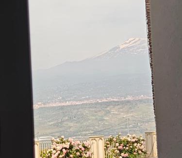 Centuripe House | Borgo Ginuga