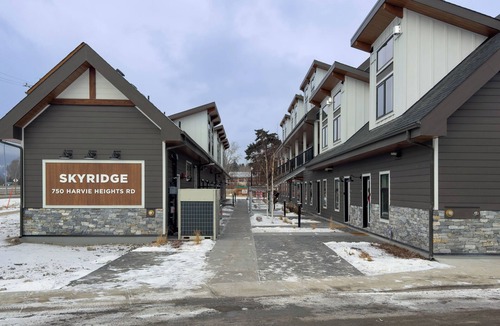 Harvie Heights Condo | Brand New 4BR Family Retreat