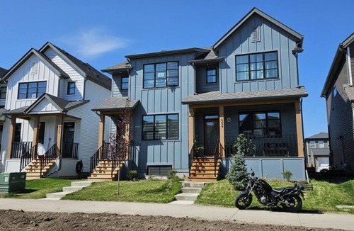 Southeast Calgary House | Brand New Duplex: Garden-to-Table Stay near Seton Hospital & Fast WiFi