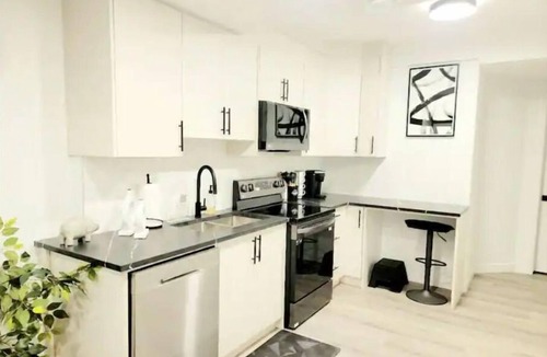 Northwest Calgary Apartment | Brand New Stylish Suite with separate entrance