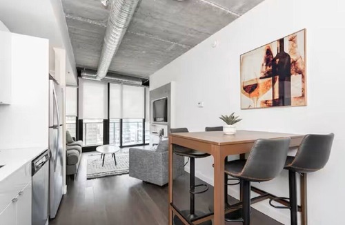 Downtown Winnipeg Condo | Breathtaking 18th Floor Condo | 2 Bed | 1 Bath |