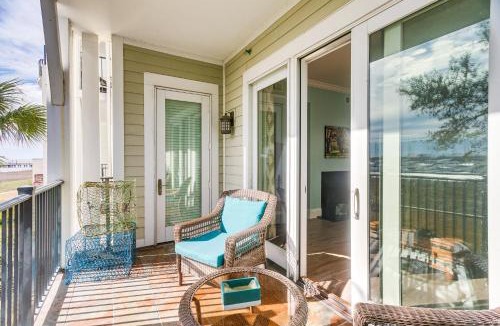 Saint Simons Island House | Breezy St Simons Hideaway with Waterfront Views!