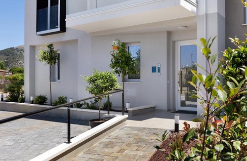 Santa Flavia Apartment | Brezza Apartments