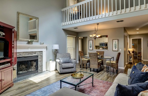 Sea Pines Condo | Bright and inviting condo w/shared pools & tennis courts - near the beach