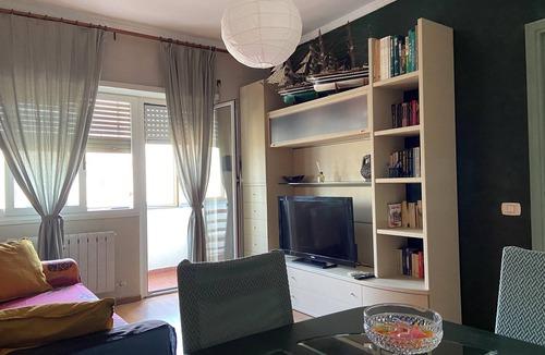 Universita Apartment | Bright apartment 2 people Rome few steps from Tiburtina Station