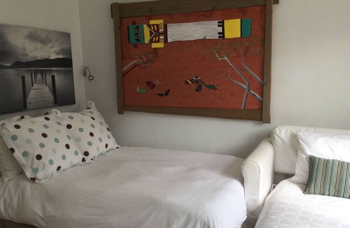Kitsilano House | Bright open 2 Bdrm in the best location in Kitsilano
