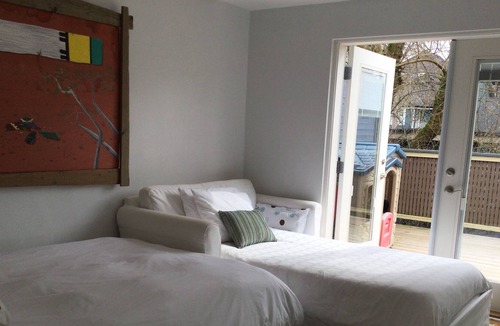 Kitsilano House | Bright open 2 Bdrm in the best location in Kitsilano