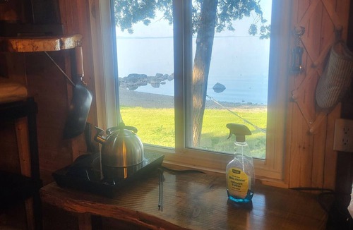 Manitoulin District Cabin | Beautiful Cabin Rainbow Cove on Manitoulin Island