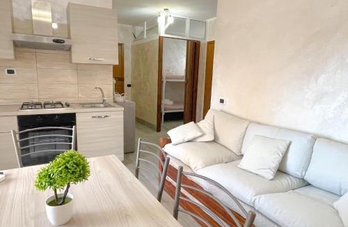 Nettuno Apartment | CAMI MARE BLU Apartment - Steps from the Sea 50mt & Train and Bus Station