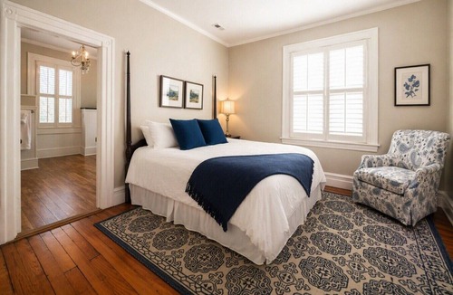 Edenton Bed & Breakfast | Captain’s Quarters Inn Downtown Edenton King Bed 2nd Floor