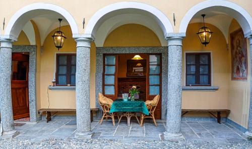 Cannobio Apartment | Casa Borgo