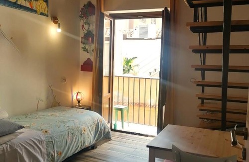 Monte di Pieta House | Casa Busari