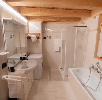 La Valle Agordina Apartment | Casa Crose Apartment - La Valle Agordina