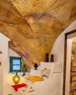Sambuca di Sicilia House | Casa d'Artista con Terrazza Panoramica nel Borgo"