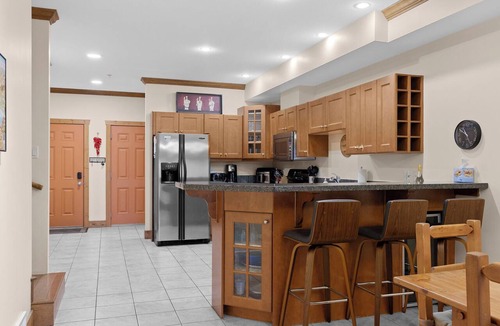 Okanagan-Similkameen House | Casa Del Mila Oro Resort - Lakefront Townhouse #107
