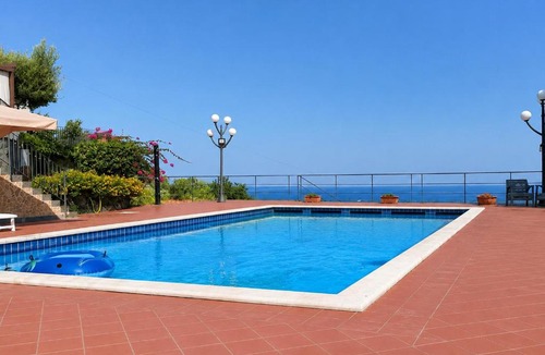 Santa Venera-Portosalvo Apartment | Casa dell'antico ulivo
