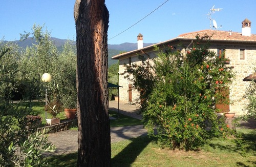 Reggello House | Casa di Campagna con Piscina