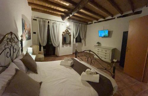 Rovittello Bed & Breakfast | Casa Fiore nella Roccia