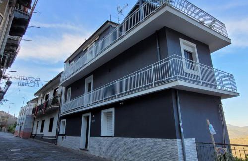 Rovittello Apartment | Casa MarGa'