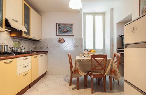 Terracina Apartment | Casa Mario Central Apart 4-5 beds, 700mt from the beach WiFi connection.