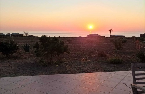 Pantelleria Villa | Casa per Vacanze Dammusi Riah il Rifugio al Mare