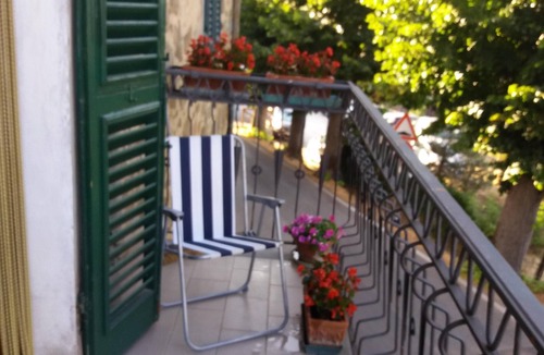 Chianni Apartment | casa tarrini con wifi gratuito e prezzo ottimo per tutto l'arno